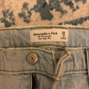 Abercrombie & Fitch 90s straight ultra high rise jeans light wash